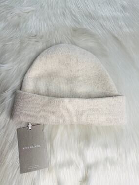 Everlane Cream Heathered Merino Wool Beanie NWT OS